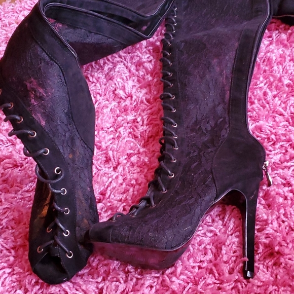 Over the knee lace boots with zipper - Picture 6 of 7